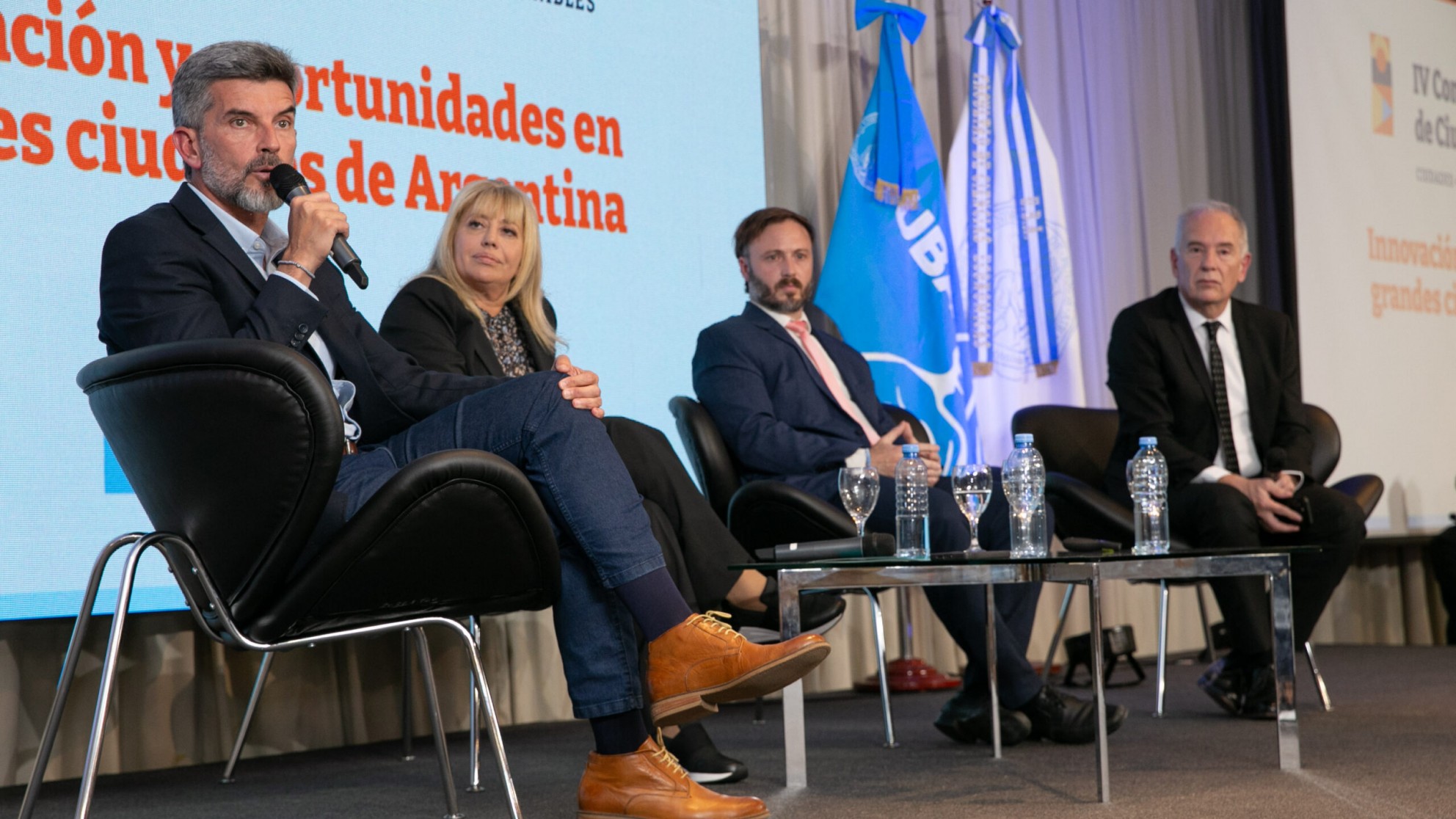 Ulpiano Suarez participó en el Congreso Internacional de Ciudades Inteligentes